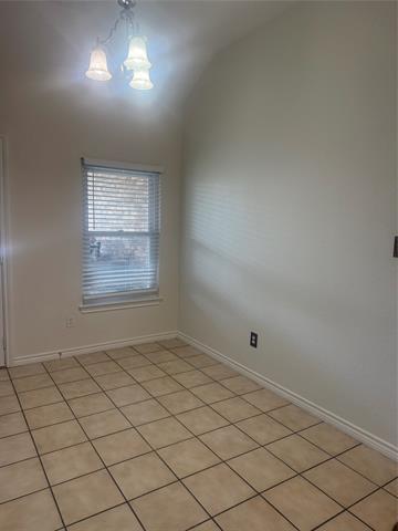 Foto del edificio - 303 Quail Run Rd