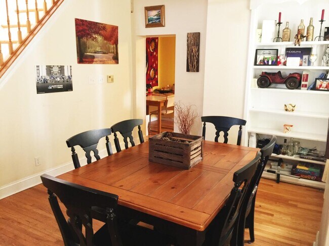 Foto del edificio - 4344 Freeland Ave