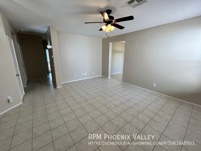Foto del edificio - 95th Ave & Camelback 3x2 Single Story Read...