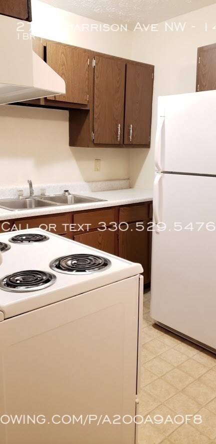 Foto del edificio - 2705 Harrison Ave NW