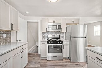 Building Photo - 450 Edith St