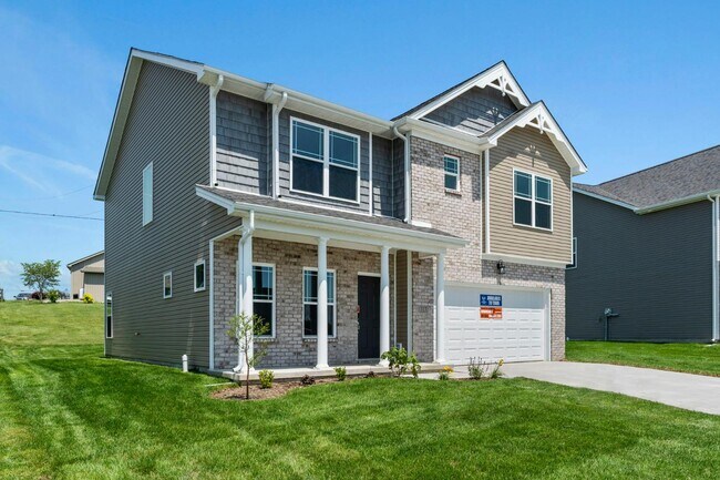 Building Photo - 313 Friendly Ave