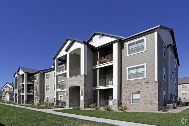 Foto del edificio - The Cove at Overlake