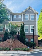 Building Photo - 2647 Portbury Place Northeast