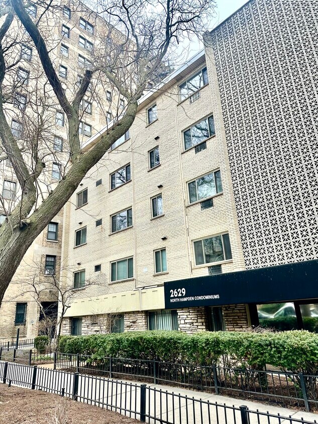 Foto del edificio - 2629 N Hampden Ct