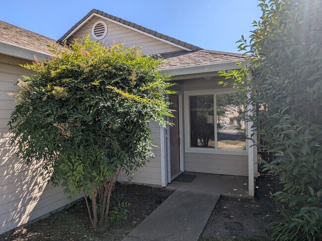 Foto del edificio - 3055 Snowbird Dr