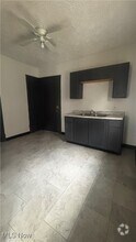 Building Photo - 1092 E 143rd St