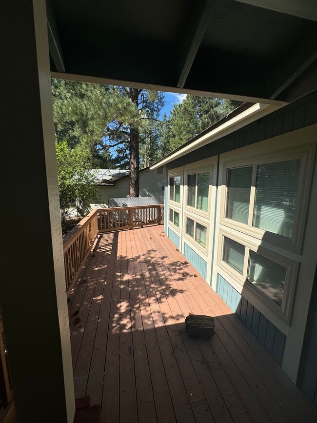 Building Photo - Newly remodeled Home in Kachina Village.  ...