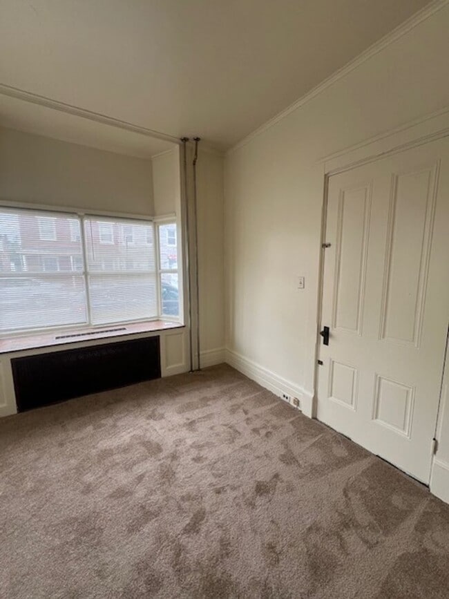 Building Photo - 32-34 E North St