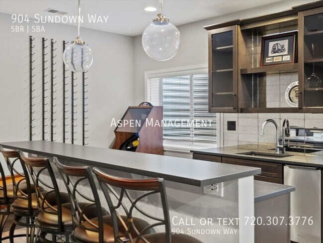 Foto del edificio - 904 Sundown Way