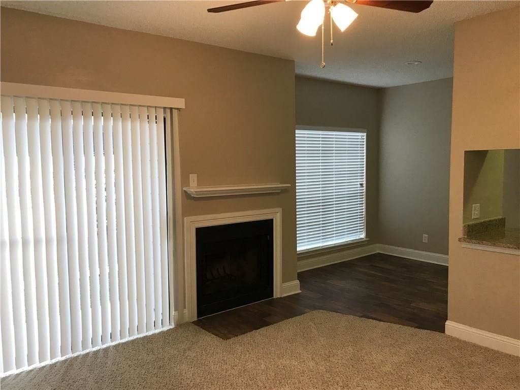 9737 Whitehurst Dr Unit 41, Dallas, TX 75243 Condo for Rent in Dallas