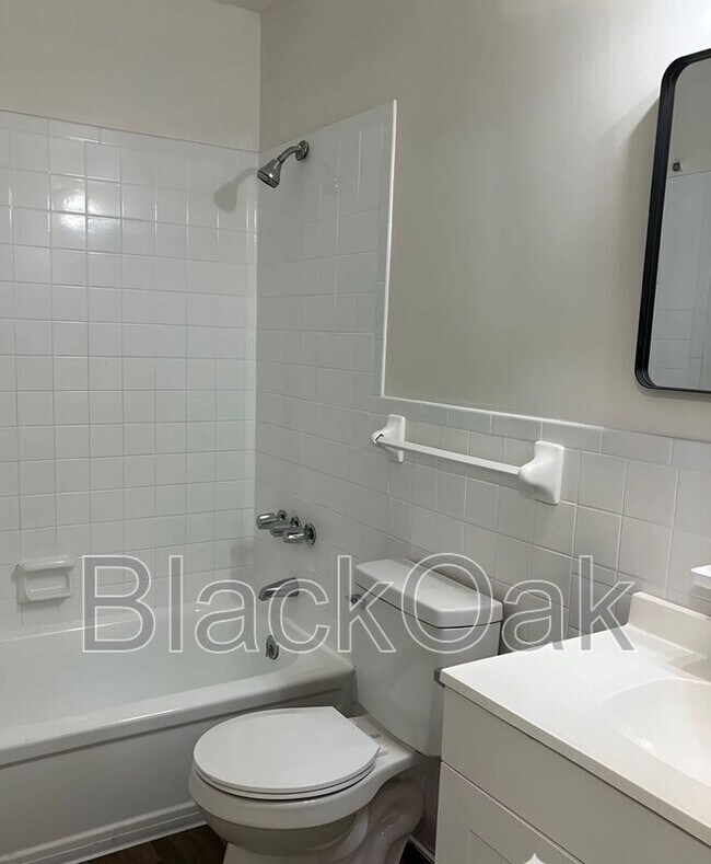 Foto del edificio - 744 Ellerson Dr