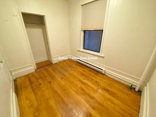 Foto del edificio - 614 Columbus Ave