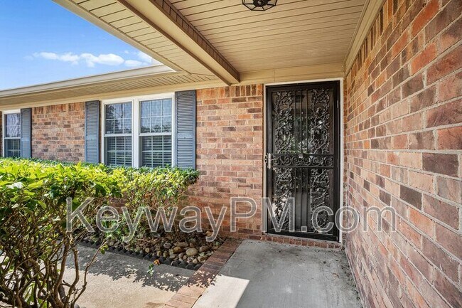 Foto del edificio - 3420 Linderwood Dr