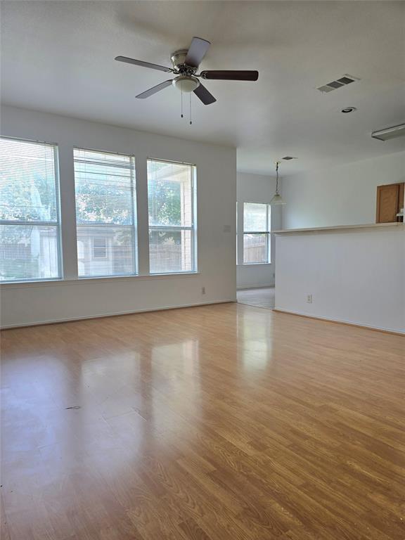 Foto del edificio - 2837 Southampton Way