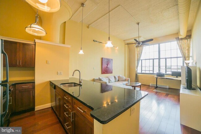 Foto del edificio - 2429-41 Locust St
