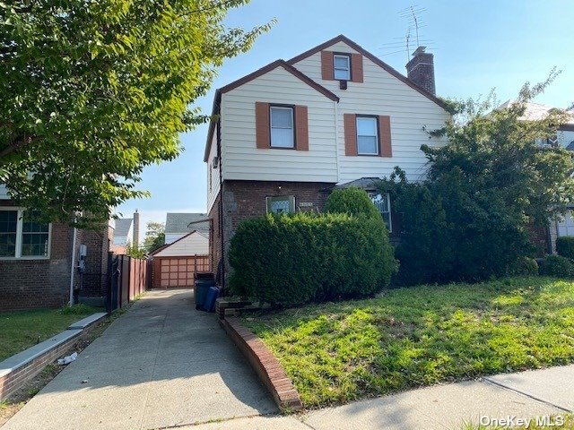 Foto principal - 80-31 188th St