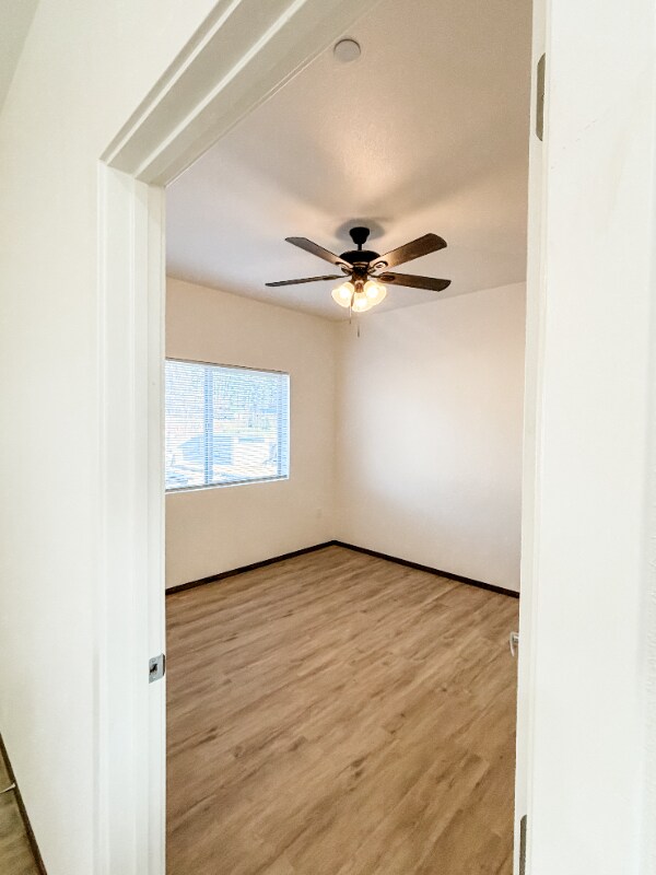 Foto del edificio - 5905 Oliver Rd