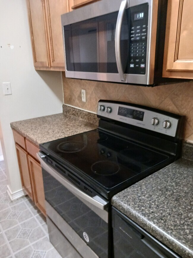 Foto del edificio - 3719 Ohio Ave