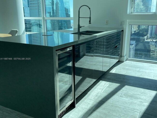 Foto del edificio - 1080 Brickell Ave