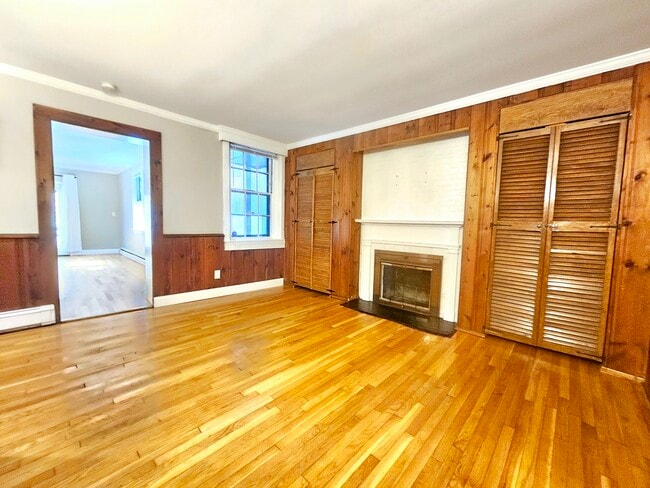 Building Photo - 24 Fayette St