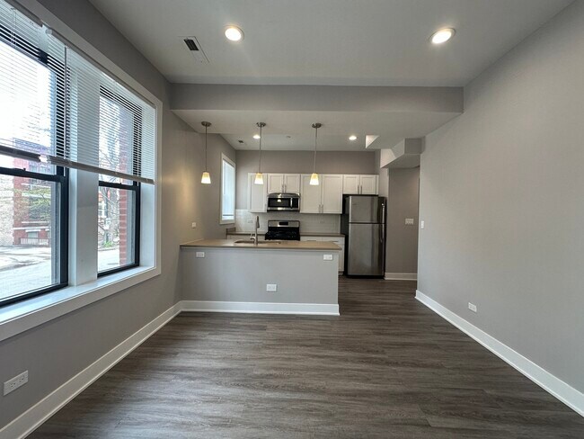 Foto del edificio - 2053 W Iowa St