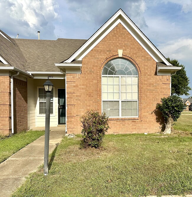 Building Photo - 3972 Gavick Dr