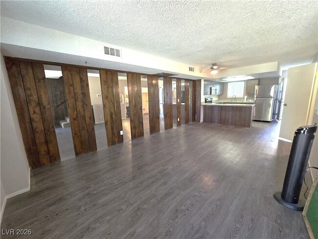 Building Photo - 5602 W Lake Mead Blvd