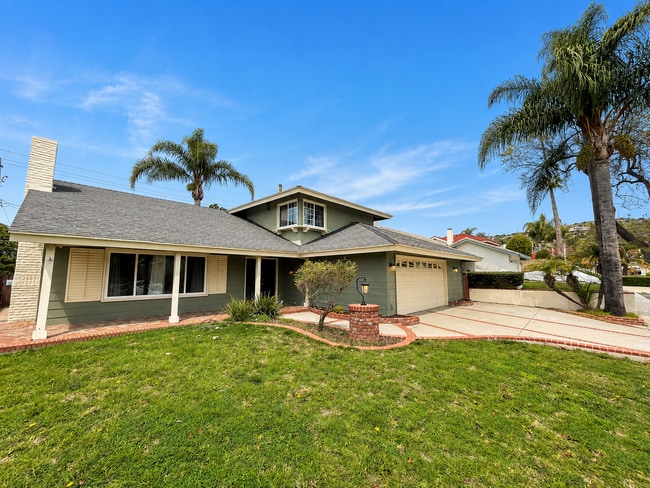 Building Photo - Spacious Corner Lot Home in Desirable Ventura Neighborhood!