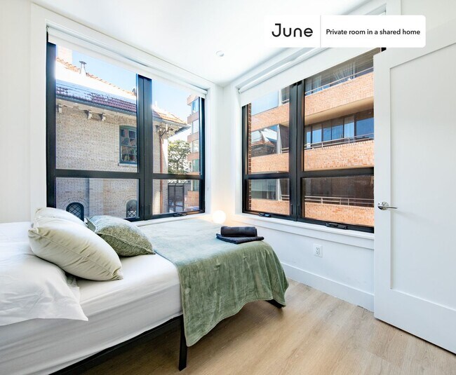 Building Photo - Room in Shared 4 bed/2 bath home in Dupont Circle