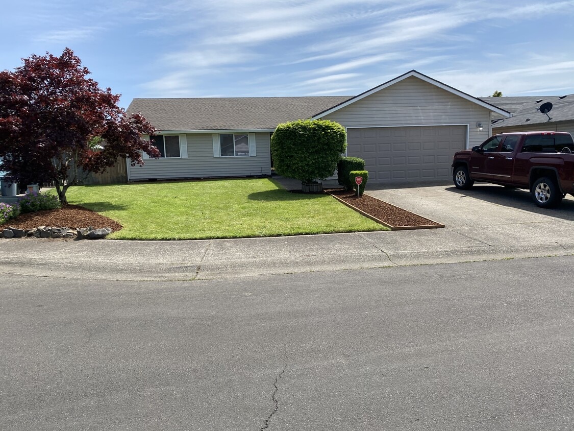 Foto principal - 15807 NE 86th Cir