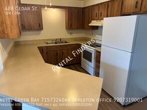 Building Photo - 488 Cedar St