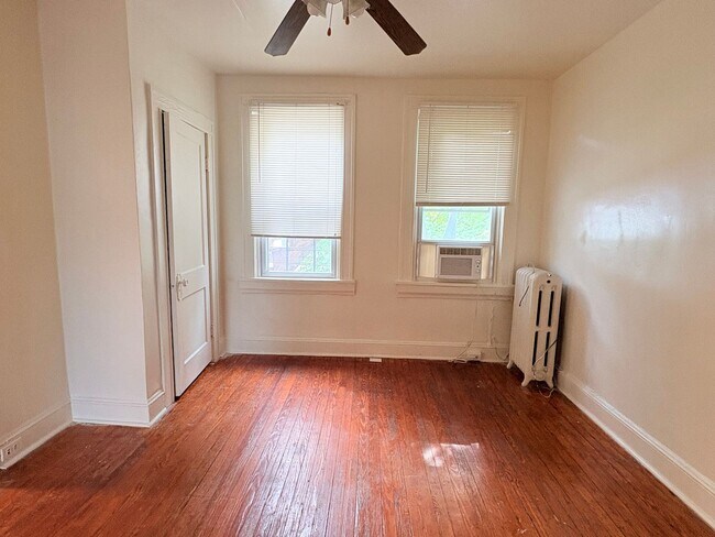 Foto del edificio - 3209 Guilford Ave