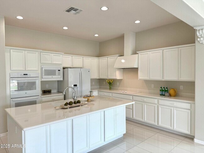 Foto del edificio - 3780 E Rakestraw Ln