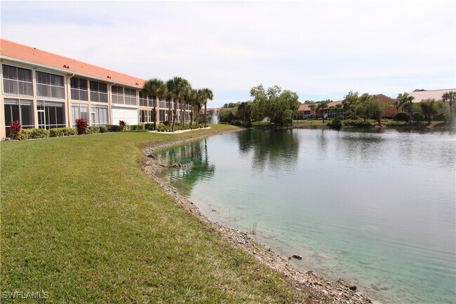 Foto del edificio - 6660 Beach Resort Dr