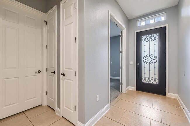 Building Photo - 12520 Javea Dr