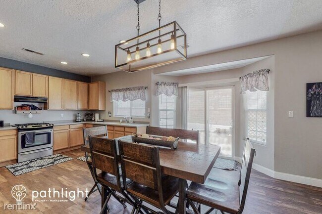 Building Photo - 3 br, 2 bath House - 6009 Crownpoint Drive...