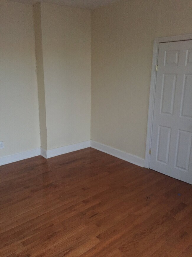 Foto del edificio - 1422 Springfield Ave