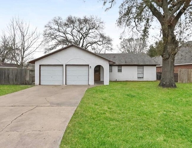 Building Photo - 11122 Kirwin Ln