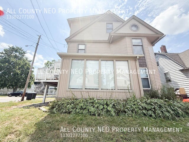 Building Photo - 234 Wheeler St