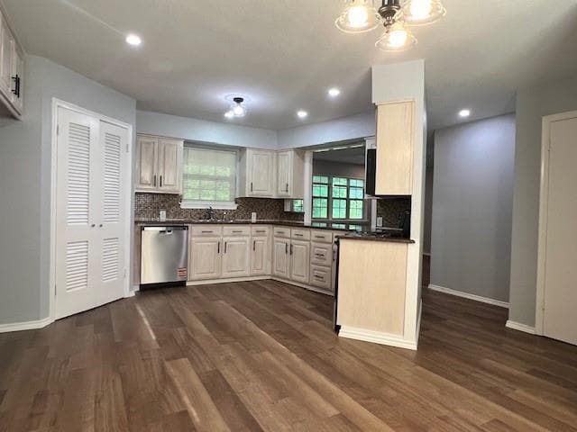 Foto del edificio - 327 S 4th St