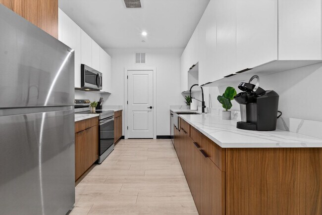 Foto del edificio - 600 Broadway-SI ID1240289P