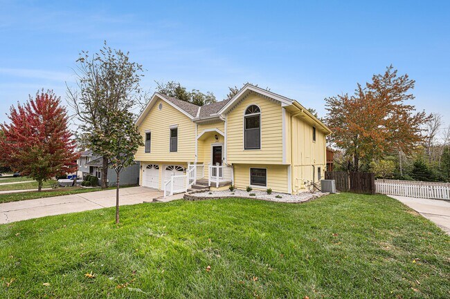 Foto del edificio - 1401 NE Weddle Ln
