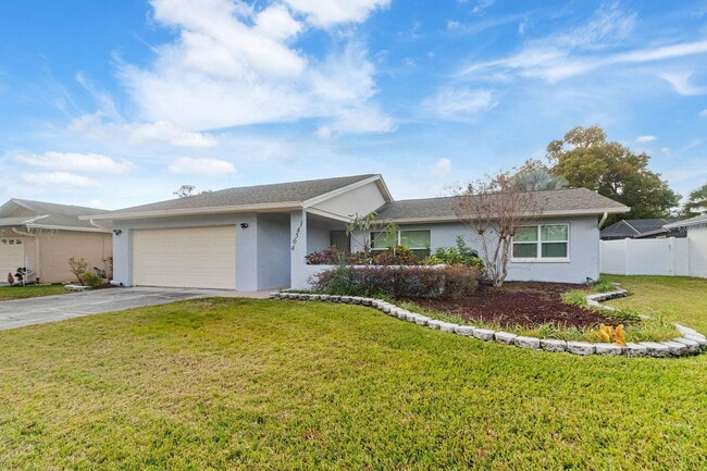 Foto del edificio - 14504 Mecca Pl