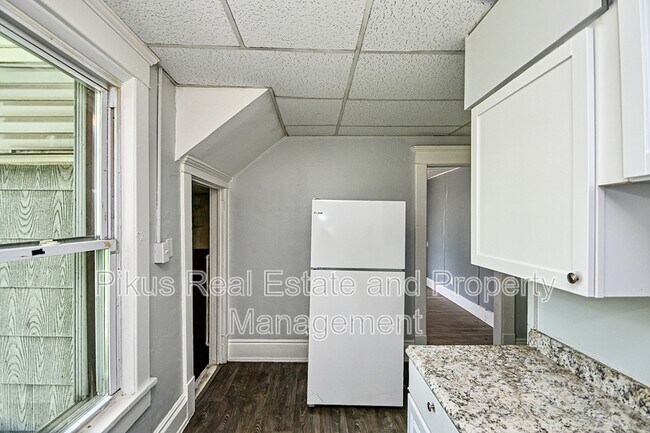 Foto del edificio - 825 7th St NW