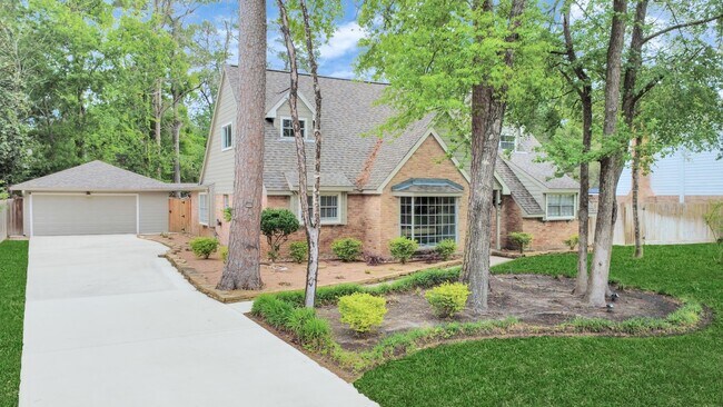 Building Photo - 563 Landfall Ln