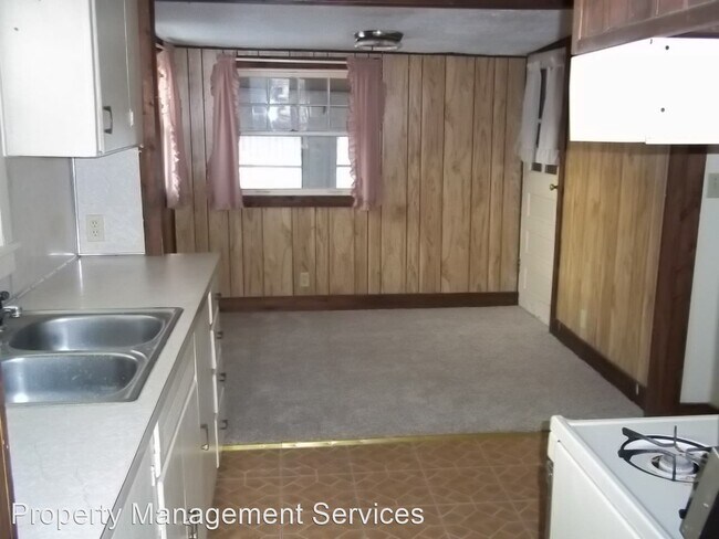 Building Photo - 1 br, 1 bath House - 316 E Fourth Street