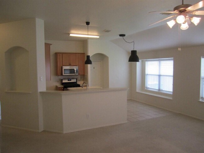 Building Photo - 21620 Rose Mill Dr