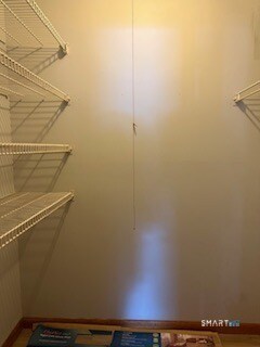 Foto del edificio - 702 Twin Circle Dr