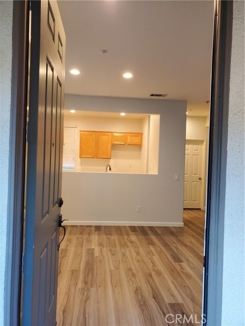 Building Photo - 20 Starwood